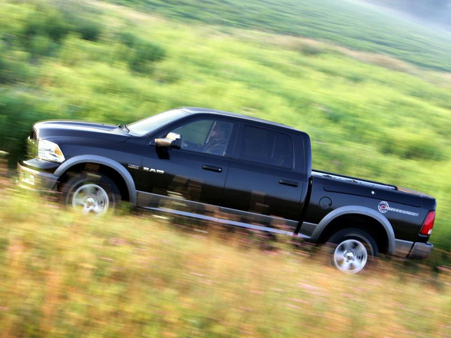  Dodge Ram 1500 Outdoorsman Crew Cab 2010 года  (фото 3 из 5)
